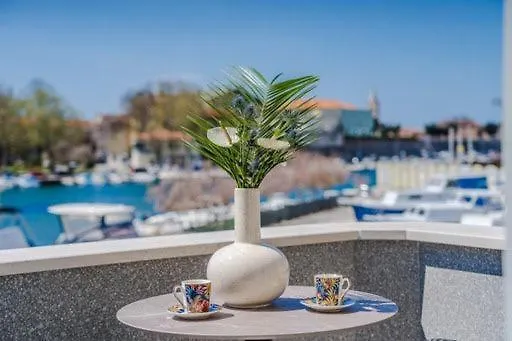 Villa Ghisi Apartments Zadar